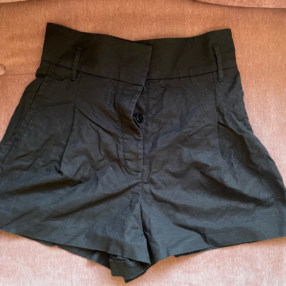Aritzia Wilfred High Waist Shorts - Picture 2 of 7
